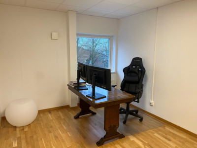 Kontor 2 Fågel Fenix väg 3