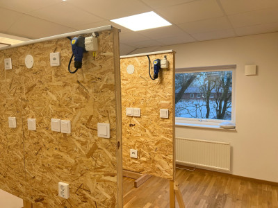 Kontor 1 Fågel Fenix väg 3