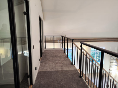 RnKVbttQ Ahlefelds gata 1A