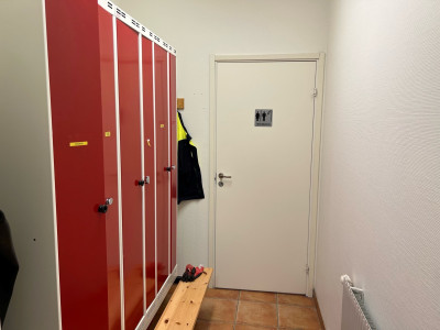 Omklädning dam Fabriksvägen 6