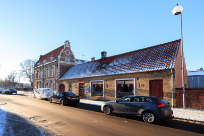  Skolgatan 7/Östergatan 53